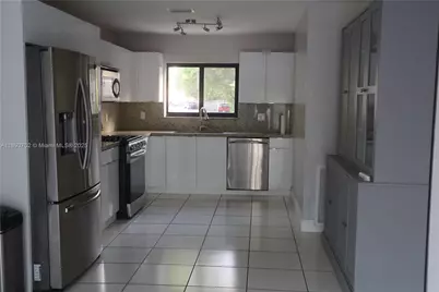 7901 NW 33rd St #10, Davie, FL 33024 - Photo 1