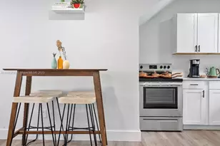 584 NW 30th St, Miami, FL 33127 - Photo 7