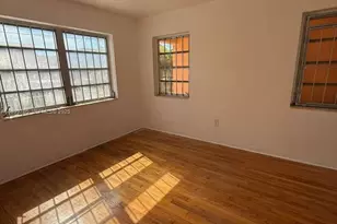 300 NW 13th Ave, Miami, FL 33125 - Photo 13