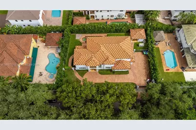 16763 NW 77th Path, Miami Lakes, FL 33016 - Photo 45