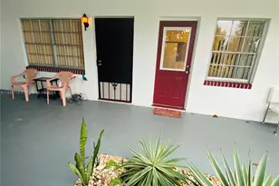 1050 Atlantic Shores Blvd, Hallandale Beach, FL 33009 - Photo 3