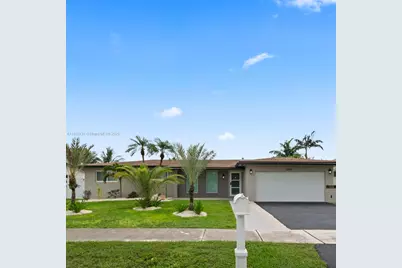 8440 SW 201st St, Cutler Bay, FL 33189 - Photo 5