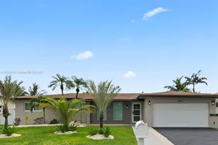 8440 SW 201st St, Cutler Bay, FL 33189 - Photo 5