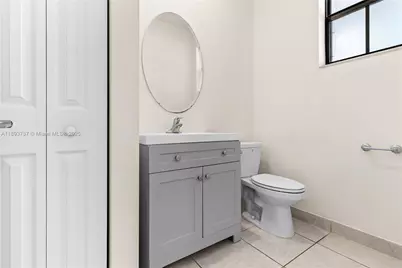 3354 W 100th Ter, Hialeah, FL 33018 - Photo 3