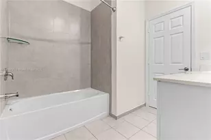 3354 W 100th Terrace, Hialeah, FL 33018 - Photo 29