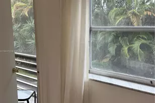 1445 Atlantic Shores Blvd, Hallandale Beach, FL 33009 - Photo 11