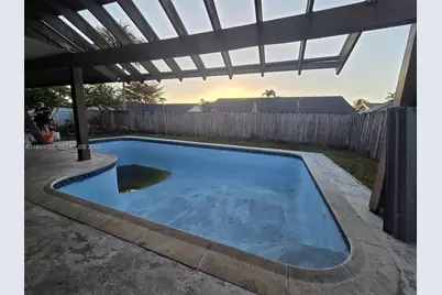 9712 SW 133rd Pl, Miami, FL 33186 - Photo 17