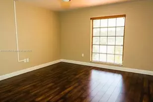 5570 NW 44th St, Lauderhill, FL 33319 - Photo 11