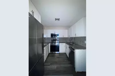 4300 S Landar Dr, Lake Worth, FL 33463 - Photo 5