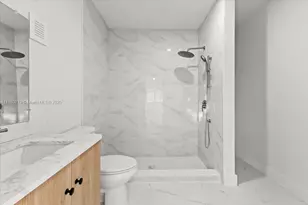 19320 NW 37th Ave, Miami Gardens, FL 33056 - Photo 17