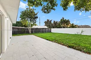 19320 NW 37th Ave, Miami Gardens, FL 33056 - Photo 35