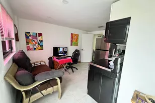 1102 NW 103rd St, Miami, FL 33150 - Photo 27