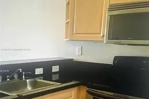 9861 Nob Hill Ct, Sunrise, FL 33351 - Photo 13