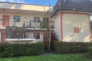 831 NE 207th Ln, Miami, FL 33179 - Photo 3