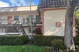 831 NE 207th Ln, Miami, FL 33179 - Photo 1