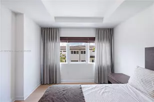 5025 SW 37th St, Pembroke Park, FL 33023 - Photo 5