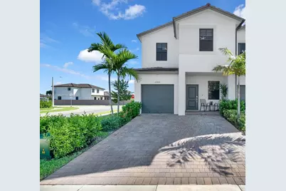23005 SW 128th Pl, Miami, FL 33170 - Photo 1