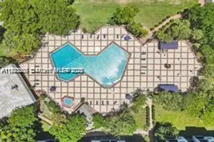 17021 N Bay Rd, Sunny Isles Beach, FL 33160 - Photo 7