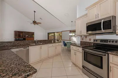1855 NW 106th Ter, Plantation, FL 33322 - Photo 7