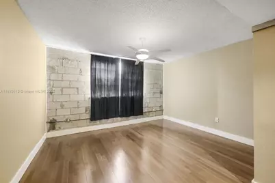 10900 SW 104th St #122, Miami, FL 33176 - Photo 13