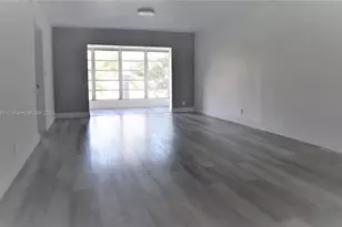 8101 SW 24th Ct, Davie, FL 33324 - Photo 25