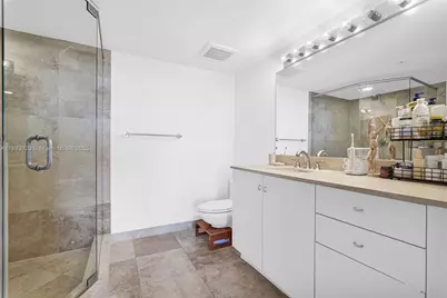 3232 SW 22nd Ter #1703, Miami, FL 33145 - Photo 9