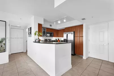 3232 SW 22nd Ter #1703, Miami, FL 33145 - Photo 15