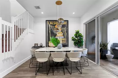 1396 Harbor Vw W, Hollywood, FL 33019 - Photo 7