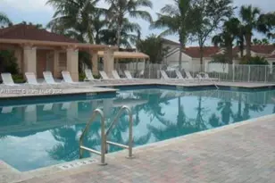1350 Sorrento Dr, Weston, FL 33326 - Photo 25