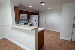 1350 Sorrento Dr, Weston, FL 33326 - Photo 9
