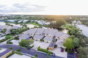 17081 Waterbend Dr, Jupiter, FL 33477 - Photo 5