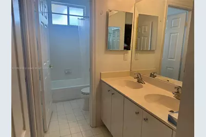 2904 NW 33rd Ter, Lauderdale Lakes, FL 33311 - Photo 17