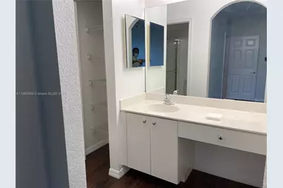 2904 NW 33rd Ter, Lauderdale Lakes, FL 33311 - Photo 11