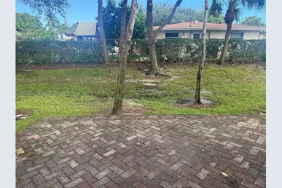 2904 NW 33rd Ter, Lauderdale Lakes, FL 33311 - Photo 19