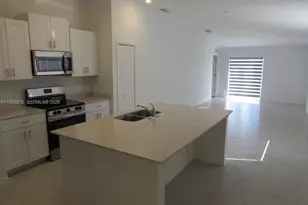 17511 Monte Isola Wy, Fort Myers, FL 33917 - Photo 9