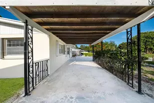 3589 Island Rd, Palm Beach Gardens, FL 33410 - Photo 7