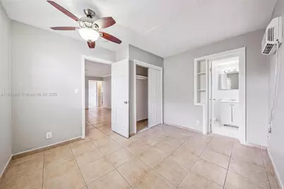 5720 SW 40th Ct, West Park, FL 33023 - Photo 9