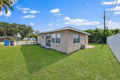 5720 SW 40th Ct, West Park, FL 33023 - Photo 35
