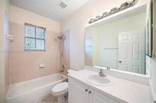 2884 SE 2nd Dr, Homestead, FL 33033 - Photo 17