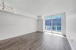 1900 N Bayshore Dr, Miami, FL 33132 - Photo 11