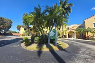 12605 SW 91st St, Miami, FL 33186 - Photo 3