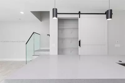 2742 NW 48th St, Miami, FL 33142 - Photo 13