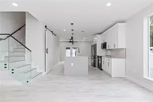 2742 NW 48th St, Miami, FL 33142 - Photo 21