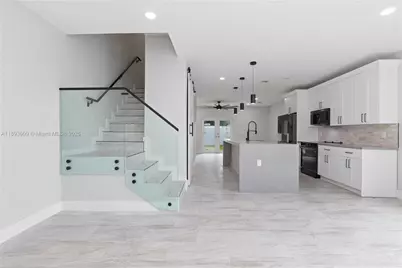 2742 NW 48th St, Miami, FL 33142 - Photo 17