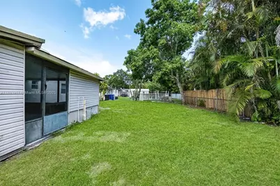 5736 Simms St, Hollywood, FL 33021 - Photo 31
