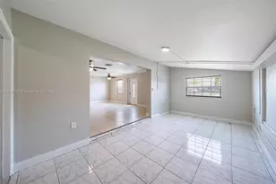 2130 Acapulco Dr, Miramar, FL 33023 - Photo 15