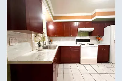 3235 NW 80th Ter, Miami, FL 33147 - Photo 11