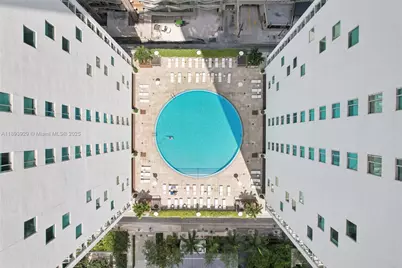 55 SE 6th St #1608, Miami, FL 33131 - Photo 23