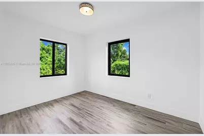 1847 NW 82nd St, Miami, FL 33147 - Photo 7