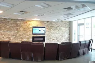 1750 N Bayshore Dr, Miami, FL 33132 - Photo 13